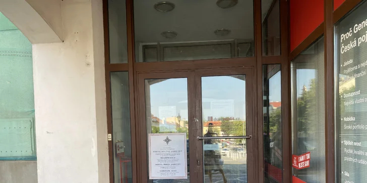 Depilace cukrovou pastou, nebo voskem: lýtka, celé nohy, podpaží, paže i intimní partie