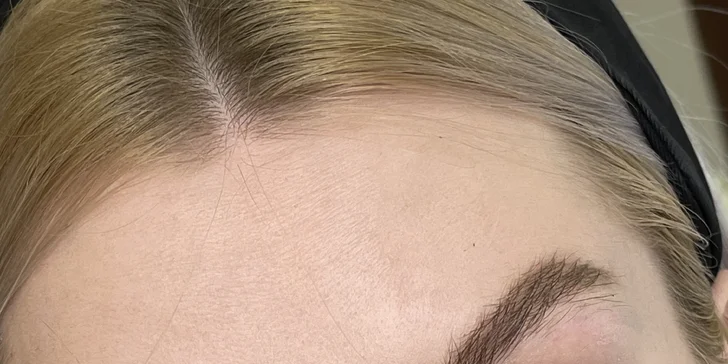 Laminace obočí a lash lifting řas včetně barvení a výživy v centru Prahy