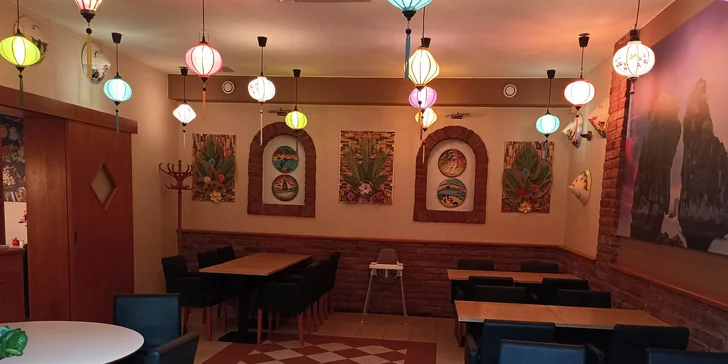 Voucher až na 1000 Kč na jakákoliv jídla i nápoje v asijské restauraci Sunrise
