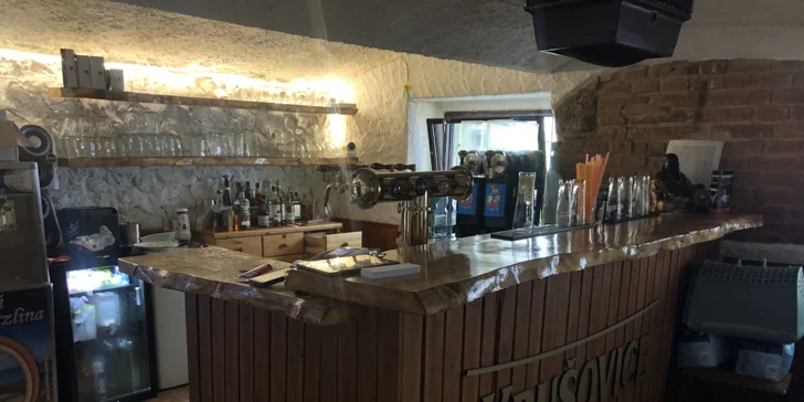 Otevřený voucher do Krušovické restaurace v Děčíně: 500–1500 Kč na jídlo i nápoje