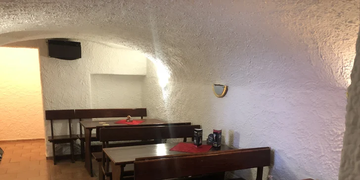 Otevřený voucher do Krušovické restaurace v Děčíně: 500–1500 Kč na jídlo i nápoje