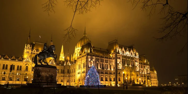 Do Budapešti vlakem: víkend s návštěvou vánočních trhů a 2 noci v hotelu