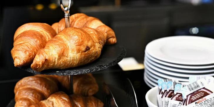 Snídaně all you can eat v prvorepublikovém bistru v centru Prahy pro 1 či 2 osoby