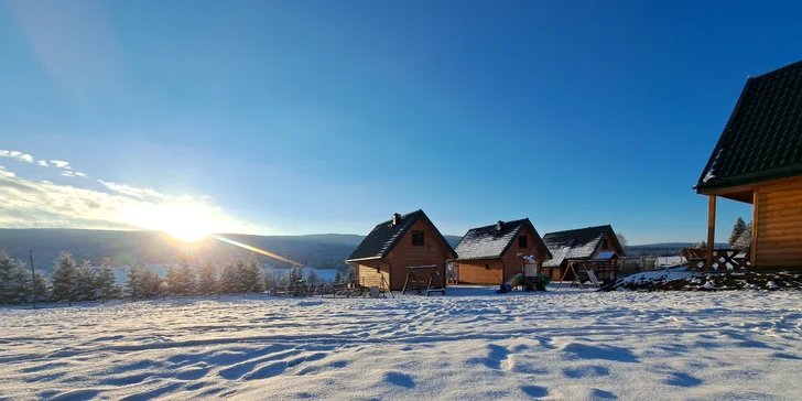 Luxusní chata v Kladské kotlině až pro 7 osob: kuchyňka, gril i sauna