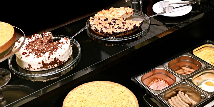 Snídaně all you can eat v prvorepublikovém bistru v centru Prahy pro 1 či 2 osoby