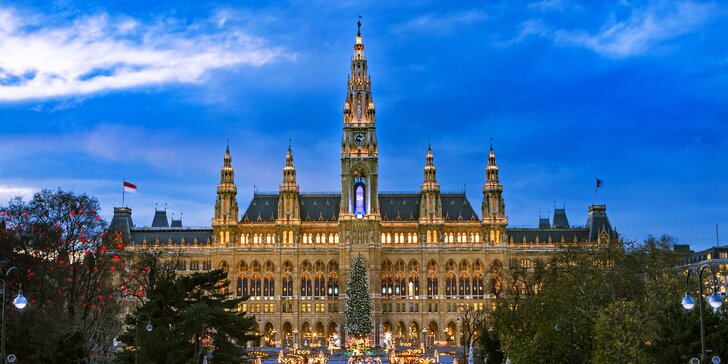 Víkend ve Vídni s návštěvou vánočních trhů: vlak, jízdenka na MHD a 2 noci v hotelu se snídaní