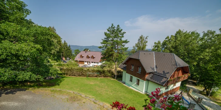 Pobyt na Šumavě: vybavené apartmány, až 3 děti do 14,9 let zdarma