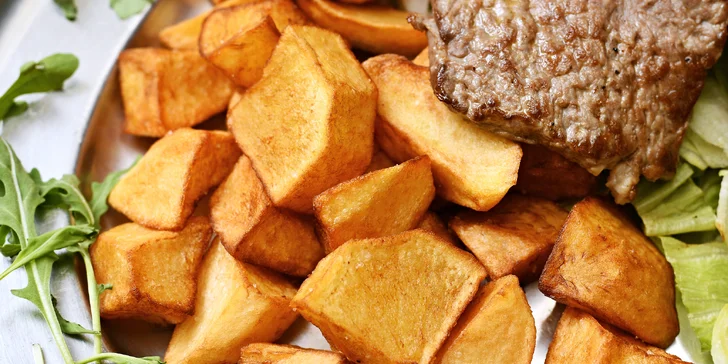 Mix grill: 400 nebo 800 g hovězího, vepřového, kuřecího a jehněčího
