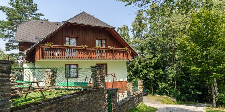 Pobyt na Šumavě: vybavené apartmány, až 3 děti do 14,9 let zdarma