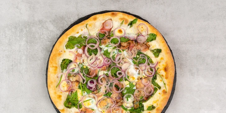 Italská pizza o průměru 33 cm: výběr ze 14 druhů podle tradičních receptur