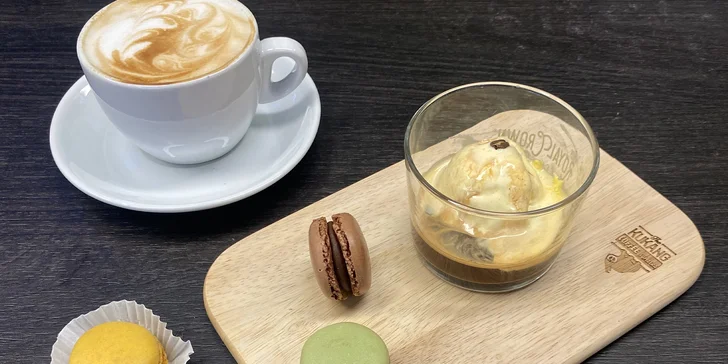 Káva dle výběru a makronky i kávové speciály v centru Ústí nad Labem