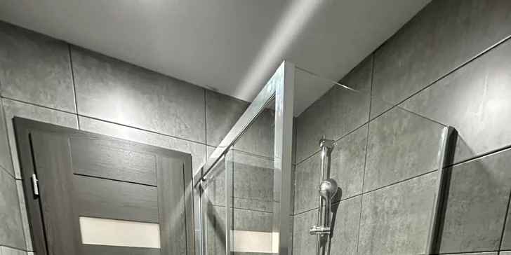 Apartmány u Trutnova pro dva i rodinu: kuchyňka, moderní prostory a možnost wellness