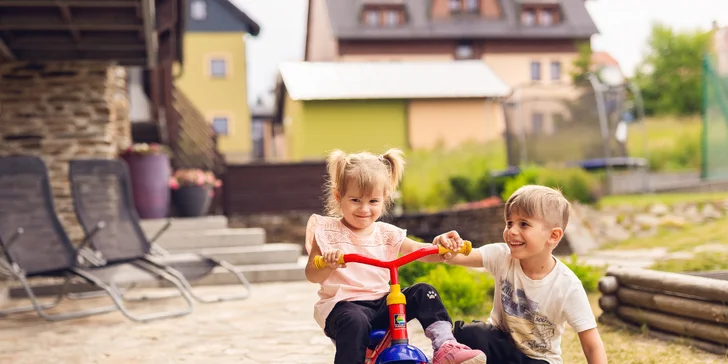 Odpočinkový pobyt v Božím Daru: snídaně, privátní wellness i výlety