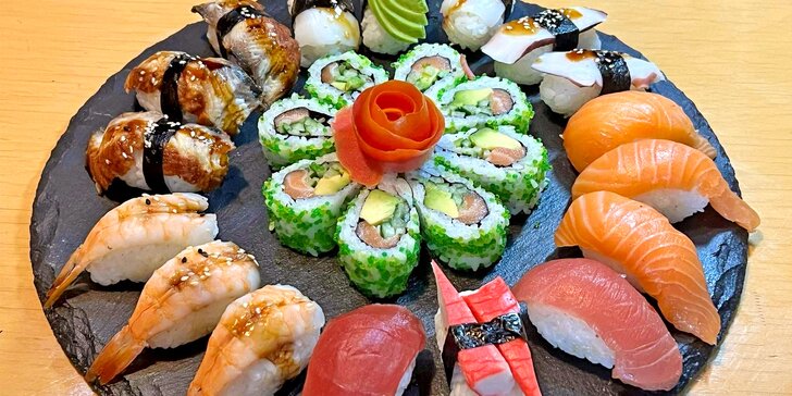 Pestré sushi sety: maki, nigiri nebo california s rybami i zeleninou
