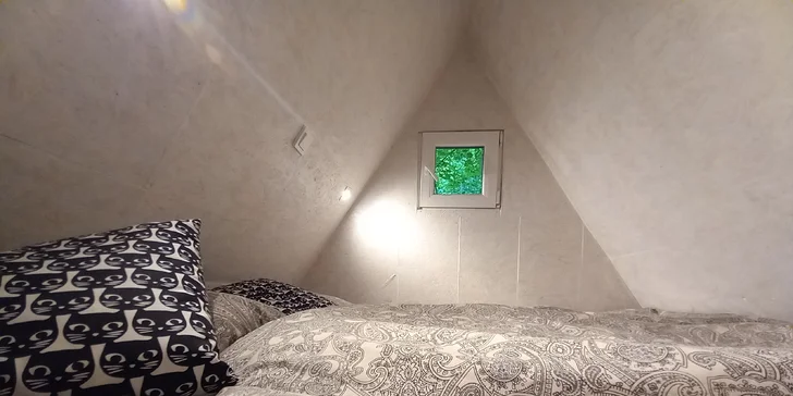 Pobyt ve stylové mini chaloupce uprostřed sázavských lesů