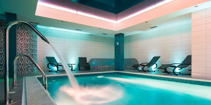 Příjemný relax i horské túry jen kousek za kopečky: pobyt se stravou i wellness ve Sklářské Porebě
