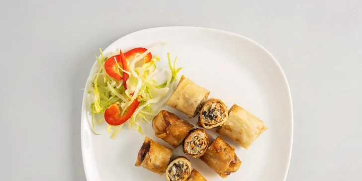 Dvouchodové asijské menu podle výběru a nápoj pro 1 či 2 osoby