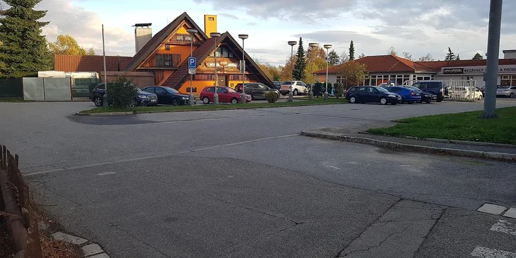 Dvouchodové asijské menu podle výběru a nápoj pro 1 či 2 osoby