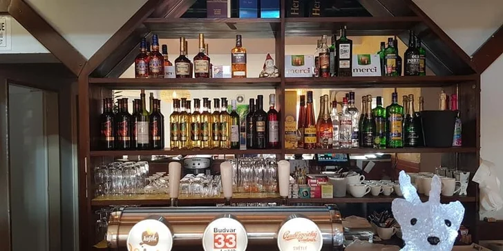 Dvouchodové asijské menu podle výběru a nápoj pro 1 či 2 osoby