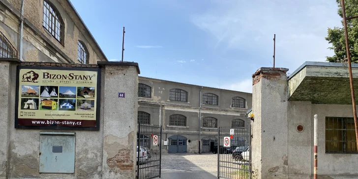 Jezděte bezpečně: přezutí kol či gum na autě nebo lepení kola