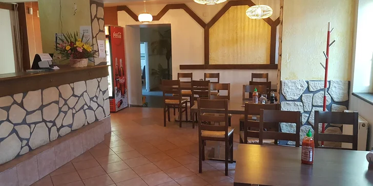 Dvouchodové asijské menu podle výběru a nápoj pro 1 či 2 osoby