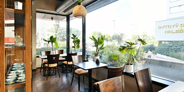 Otevřené vouchery na 300–1500 Kč na cokoli v asijské restauraci Miss Hanoi