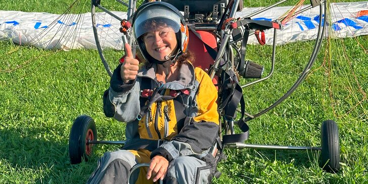 BožíLet na paraglidingové motorové tříkolce: 5, 15 nebo 30 minut letu