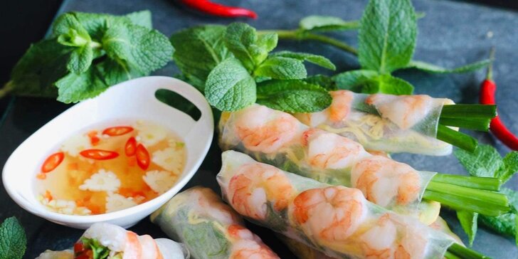 Otevřené vouchery na 300–1500 Kč na cokoli v asijské restauraci Miss Hanoi