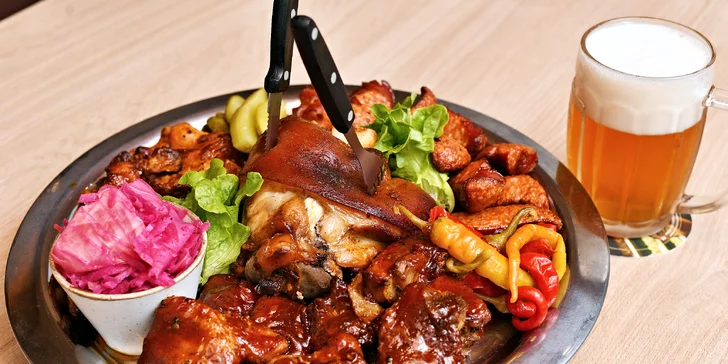 Otevřené vouchery na cokoli v česko-ukrajinské restauraci: varenyky, burger i žebra