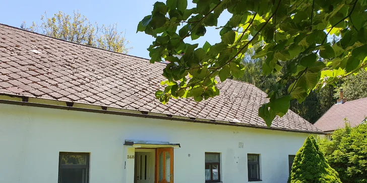 Chalupa na polosamotě jen 6 km od NP Šumava: až pro 5 osob, blízko cyklostezky a řeky Otavy