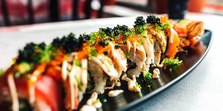 Sushi sety s 24 až 46 ks: maki, nigiri, velké rolky i mořské řasy