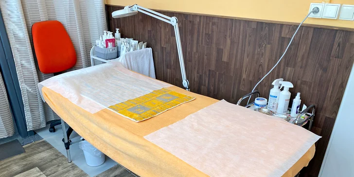 Kosmetické ošetření, omlazující kapsle i světelná terapie pro regeneraci pleti