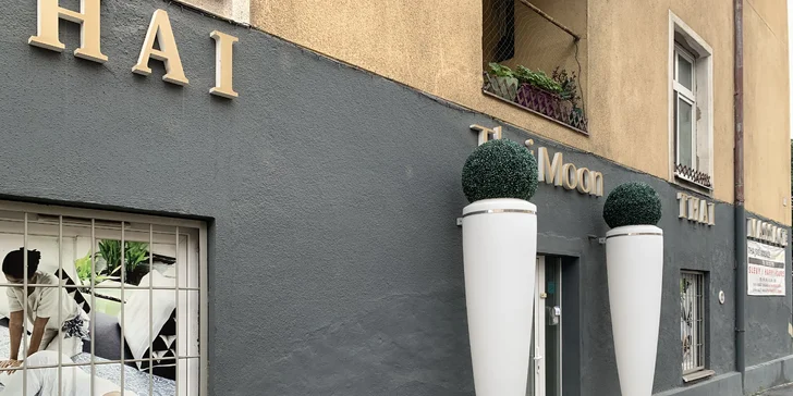 Odpočinek pro tělo i mysl: 60–90min. párová thajská aroma masáž i VIP balíček