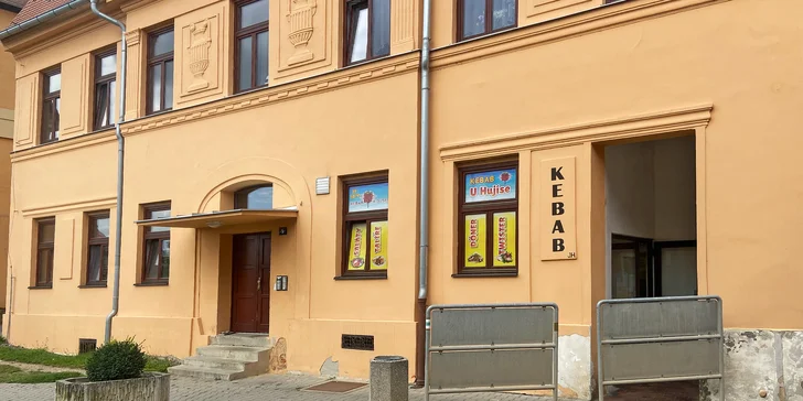 Mega hovězí kebab v turecké tortille a Pepsi na odnos s sebou pro jednoho