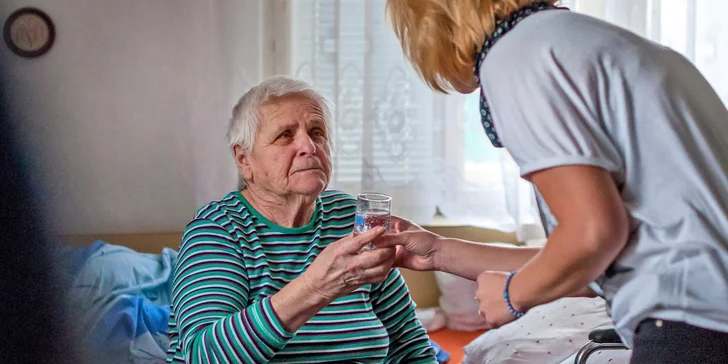 Podpořte sociální službu Diakonie ČCE v západních Čechách: aktivizace, pedikúra i pečovatelé
