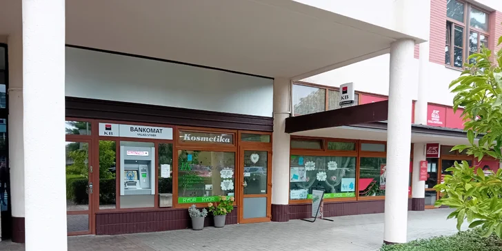 Mezoterapie s kyselinou hyaluronovou pro omlazení a lifting obličeje