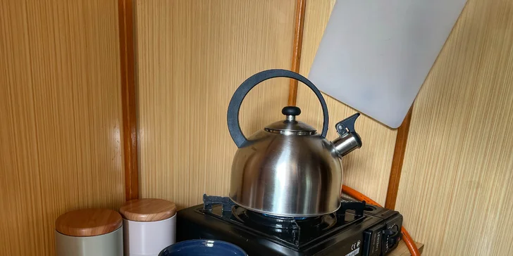 Pronájem chatičky na samotě ve východních Čechách: příjemný relax daleko od lidí pro dva i rodinu
