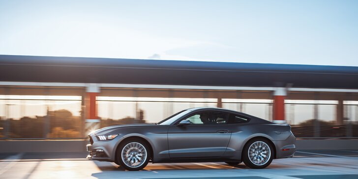 Ford Mustang ve všední dny: spolujízda či řízení od 15 min. i zapůjčení až na 3 dny
