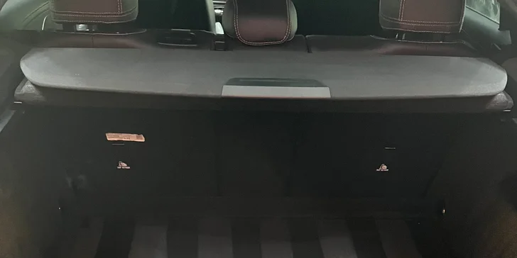 Kompletní péče o interiér automobilu: základní čištění i komplet balíček vč. tepování