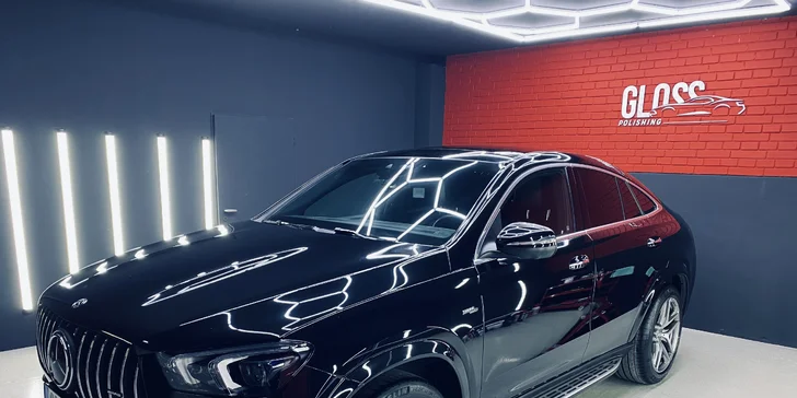 Kompletní péče o interiér automobilu: základní čištění i komplet balíček vč. tepování