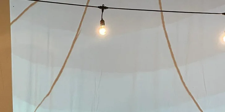 Vstupenka na divadelní představení Skečírek na dvoře ŽDJC