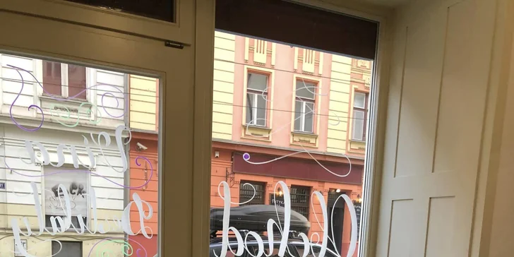 Otevřený voucher na 1000-2000 Kč do Tániny vinárny: degustace, tapas i kvalitní vína
