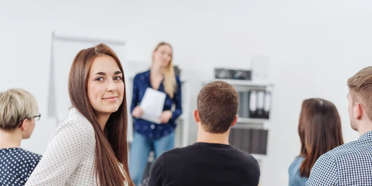 Zbavte se trémy: individuální komunikační workshop pro 1 i 2 osoby či měsíční kurz