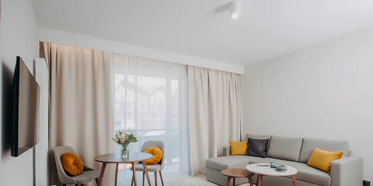 Świeradów-Zdrój: krásné nové apartmány, moderní wellness a snídaně, přímo u sjezdovky