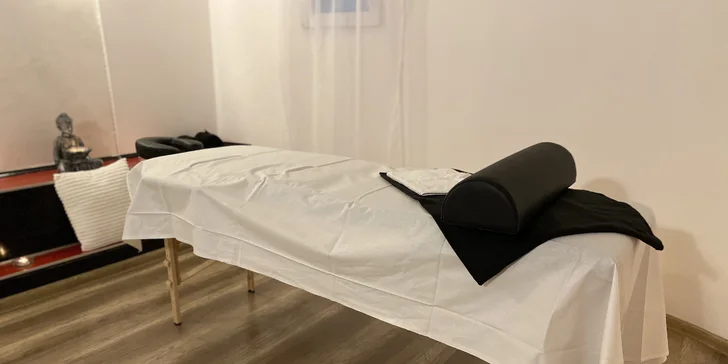 Regenerační masáž zad a šíje s peelingem nebo dolních končetin