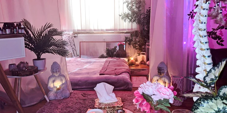 Thajská masáž či baňkování dle výběru v délce 40 a 60 minut: prvky čínské medicíny, ájurvédy a shiatsu