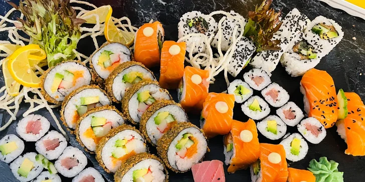 Nabité sushi sety o 38 či 48 ks v Táboře: tuňák i losos či avokádo