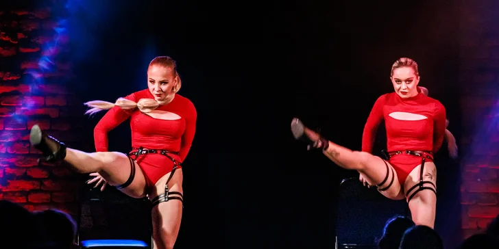 Vstup na halloweenskou kabaretní show BUBR: 27. 10. 2023, welcome drink, fire show i burlesky