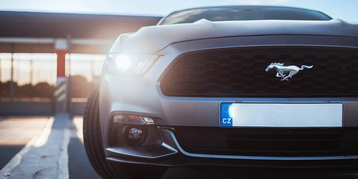 Ford Mustang ve všední dny: spolujízda či řízení od 15 min. i zapůjčení až na 3 dny