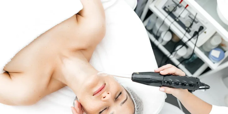 Proměňte svou pleť: Kompletní ošetření, 4-fázové čistění i luxusní balík